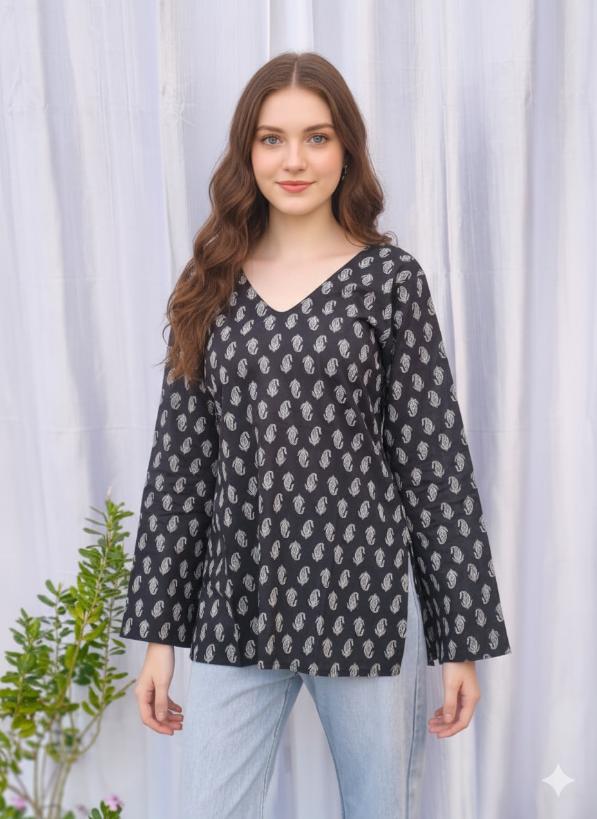 Suvasna Ethnics Black Short Kurti